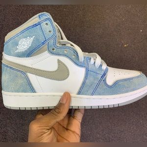 Air Jordan 1 Hyper Royal/ All Sizes 4-13/ blue and grey/ Authentic